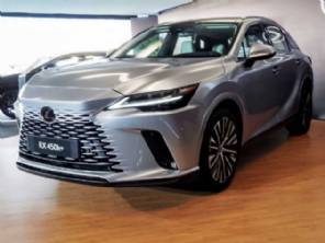 Lexus mostra primeiro hbrido plug-in da marca no Brasil; veja vdeo