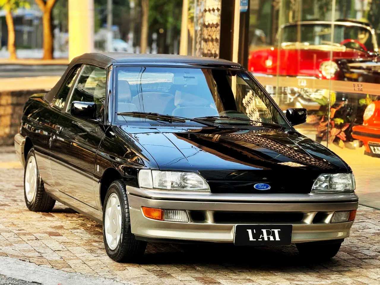 Ford Escort XR3 75 anos