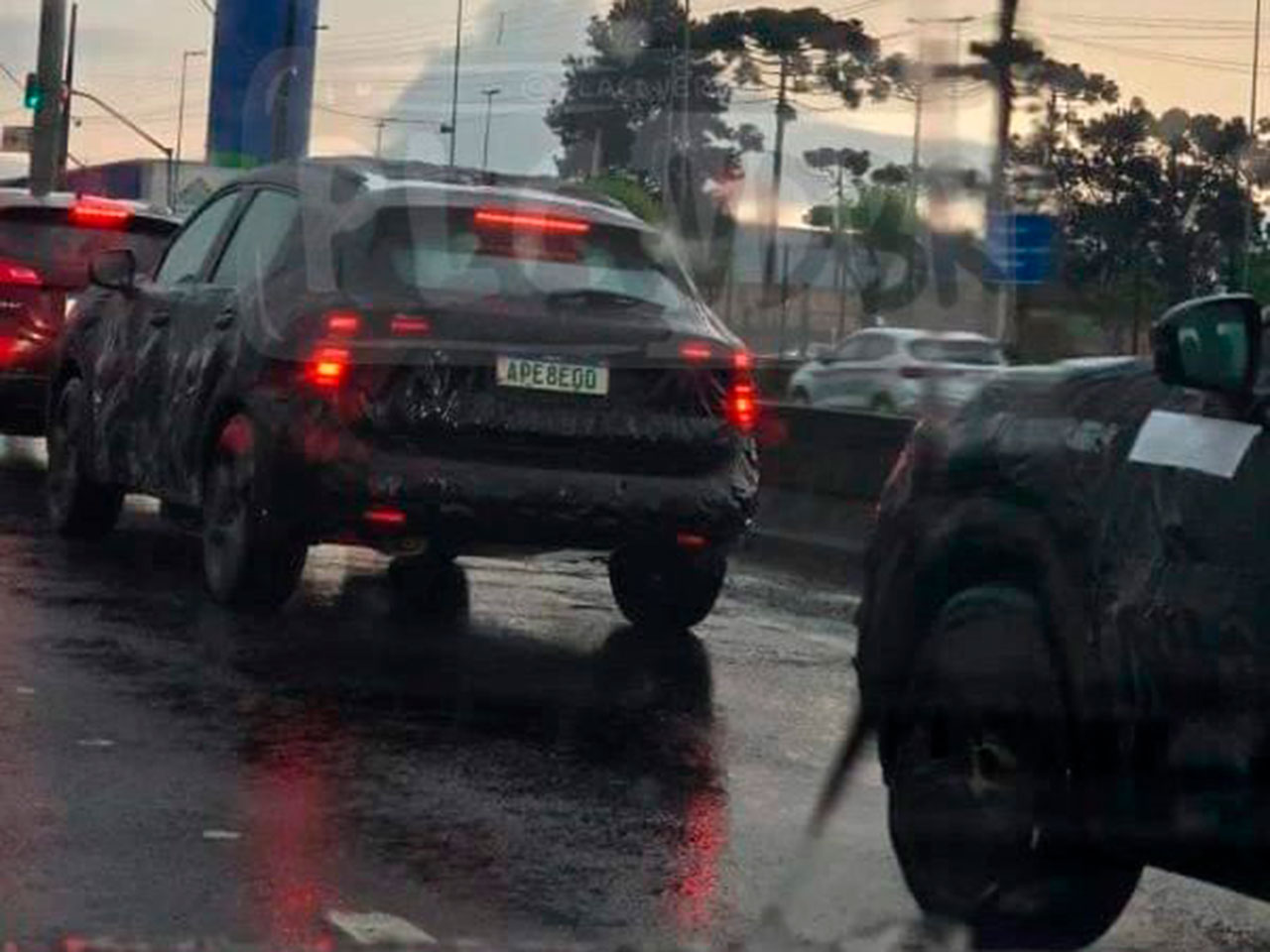 Novo Nissan Kicks flagrado em Curitiba