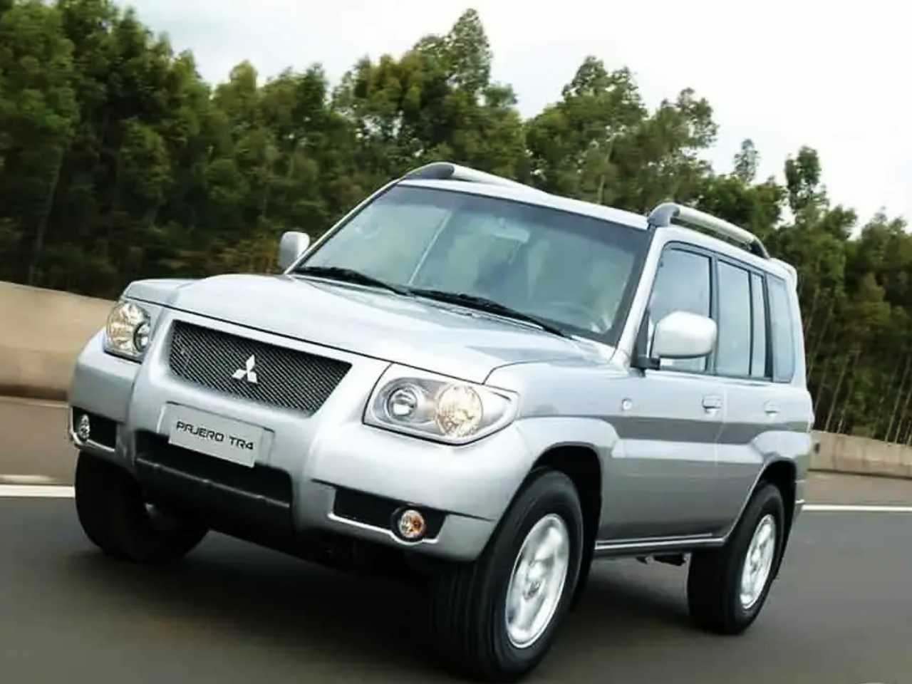 Mitsubishi Pajero  TR4