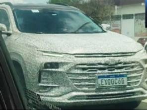 Flagra! Novo Chevrolet Tracker ?visto camuflado, mas mostra a cara da Montana